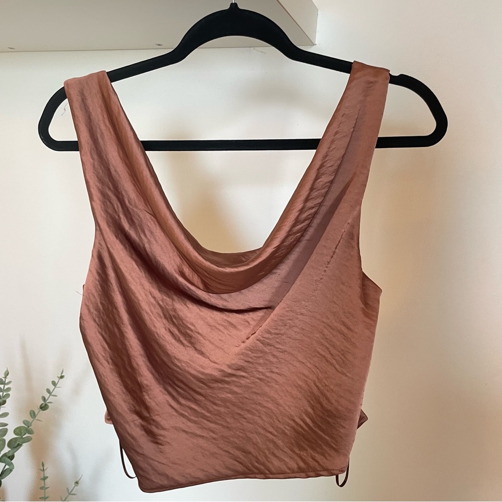 ZARA top. Brown/Copper Color. Zipper on side. NWT. Perfect Condition.